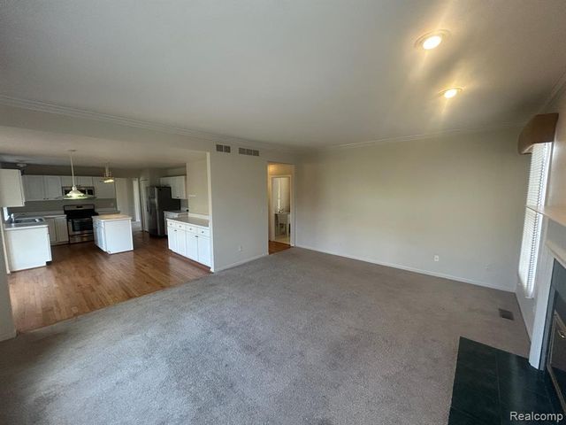 855 Chelsea Road, Canton, MI 48187