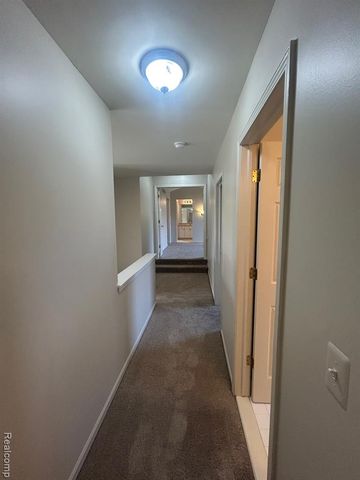 855 Chelsea Road, Canton, MI 48187