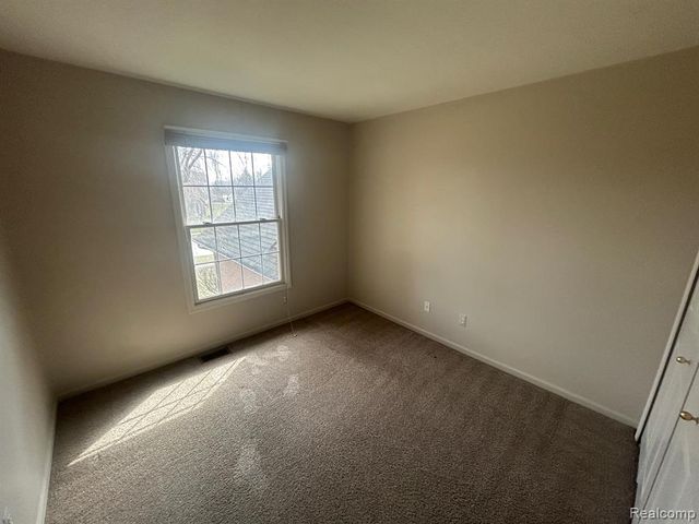 855 Chelsea Road, Canton, MI 48187