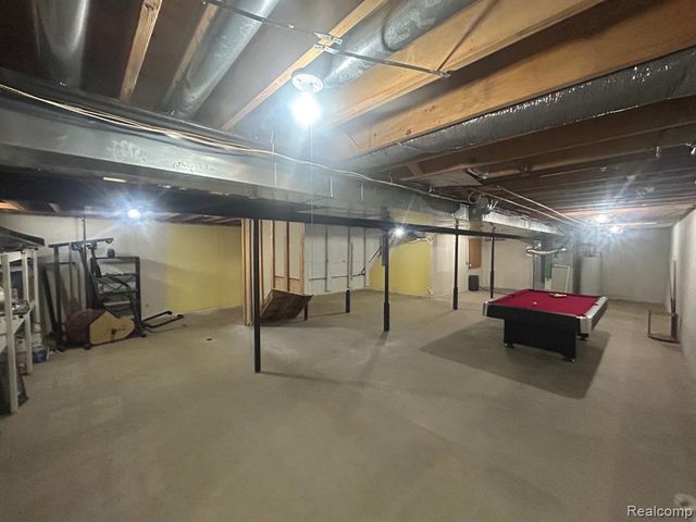 855 Chelsea Road, Canton, MI 48187