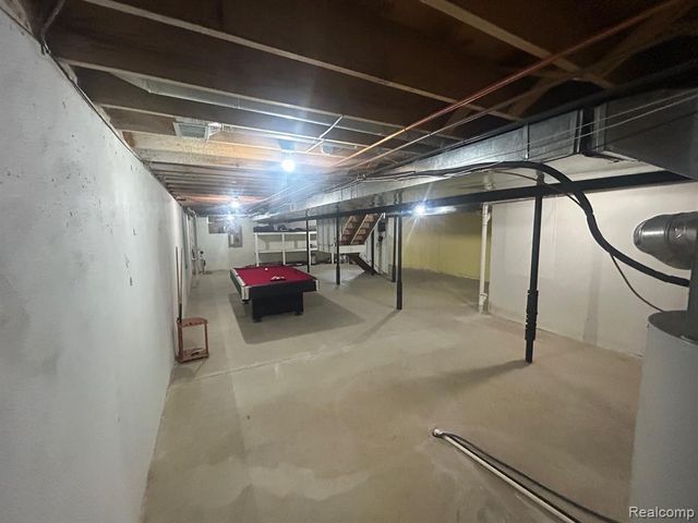 855 Chelsea Road, Canton, MI 48187