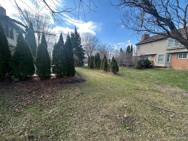 855 Chelsea Road, Canton, MI 48187