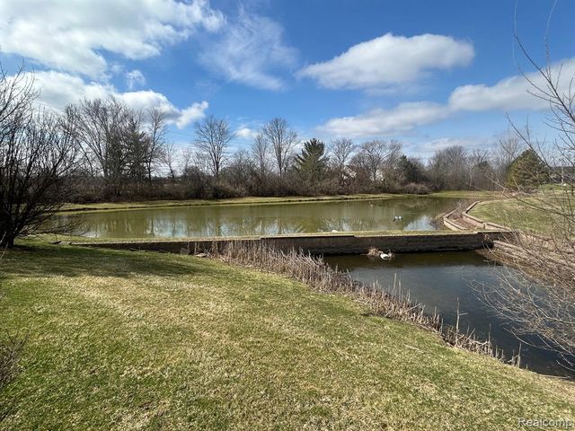 855 Chelsea Road, Canton, MI 48187