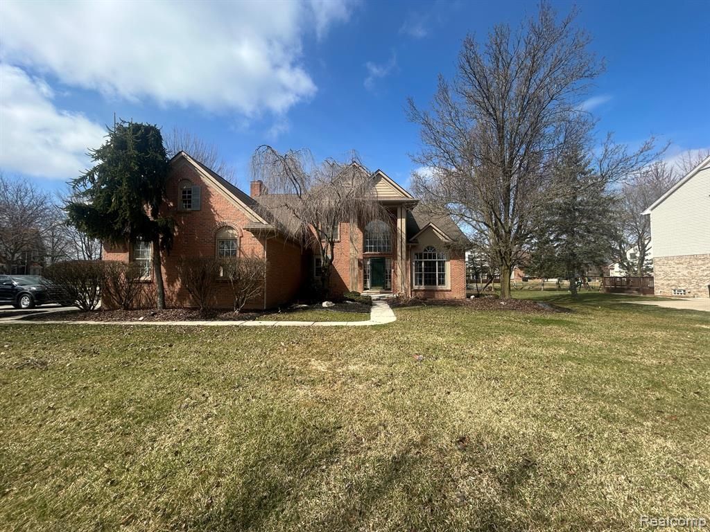 855 Chelsea Road, Canton, MI 48187