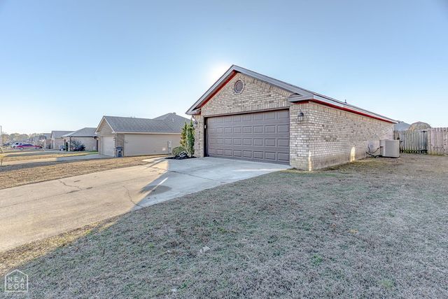 4765 Wildwood Lane, Jonesboro, AR 72405