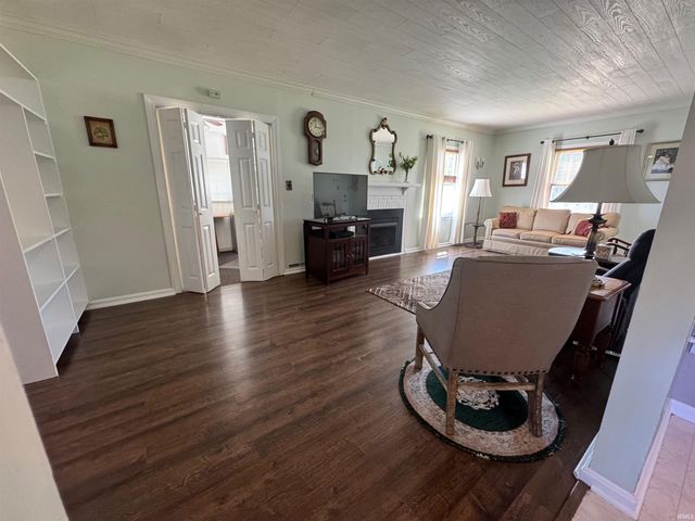 1717 Russell Avenue, Evansville, IN 47720