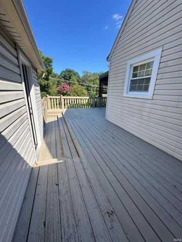 1717 Russell Avenue, Evansville, IN 47720