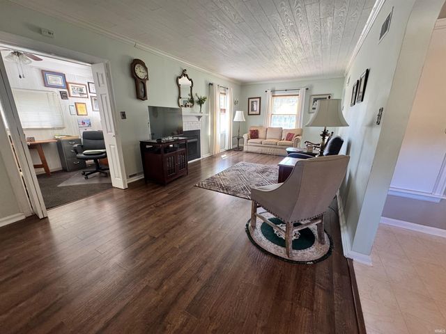 1717 Russell Avenue, Evansville, IN 47720