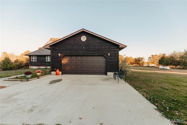 12810 N Highway, Dixon, MO 65459