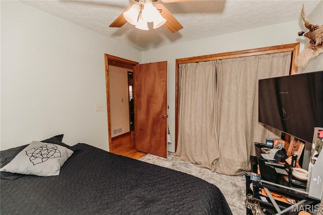 12810 N Highway, Dixon, MO 65459