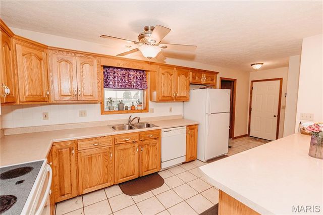 12810 N Highway, Dixon, MO 65459