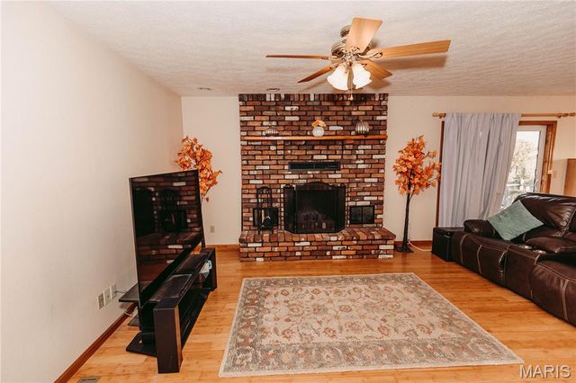 12810 N Highway, Dixon, MO 65459