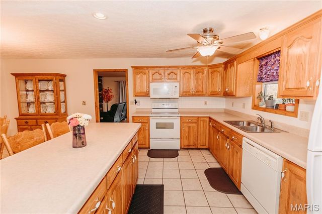 12810 N Highway, Dixon, MO 65459