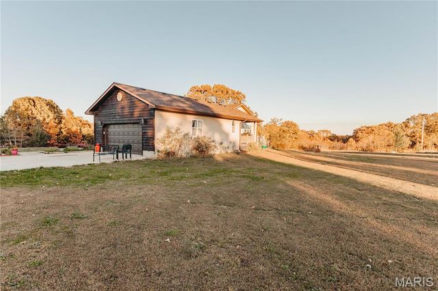 12810 N Highway, Dixon, MO 65459