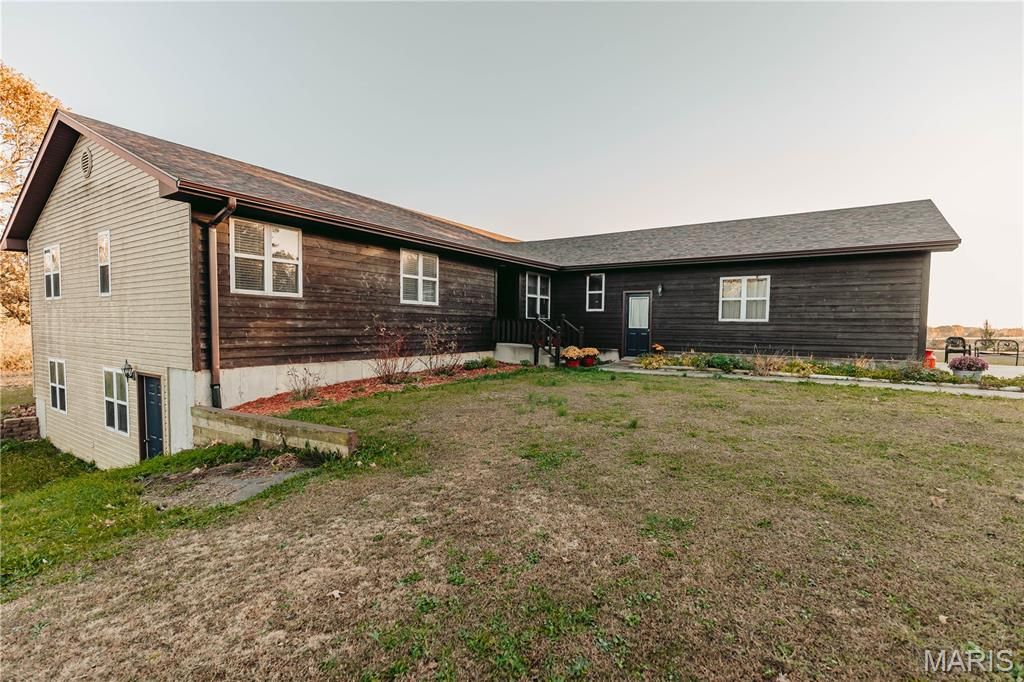 12810 N Highway, Dixon, MO 65459