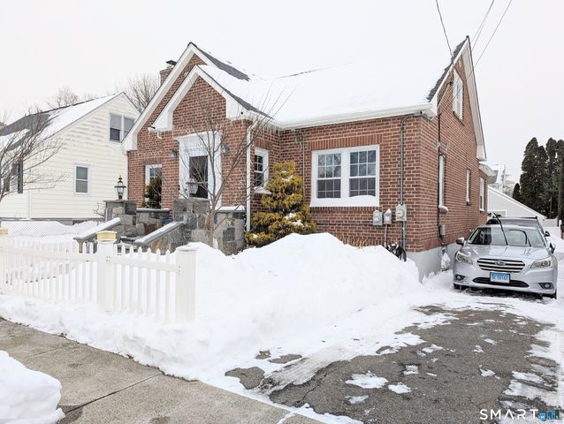 170 Edgewood Street, Stratford, CT 06615