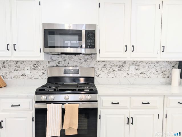 170 Edgewood Street, Stratford, CT 06615