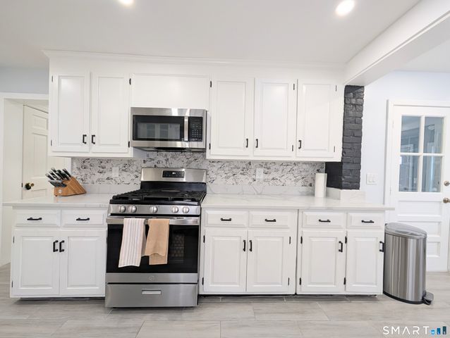 170 Edgewood Street, Stratford, CT 06615