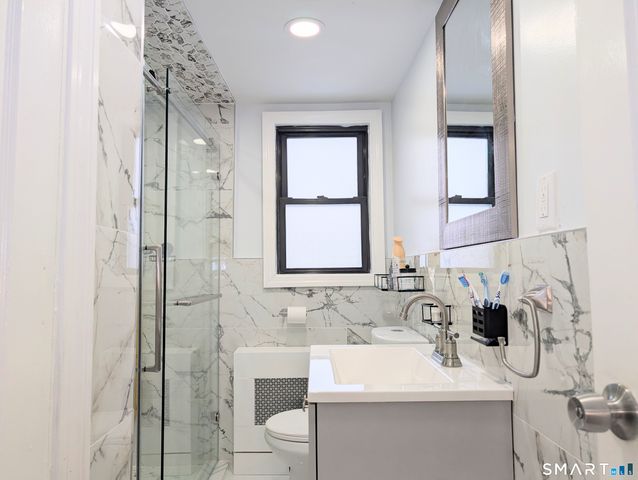 170 Edgewood Street, Stratford, CT 06615