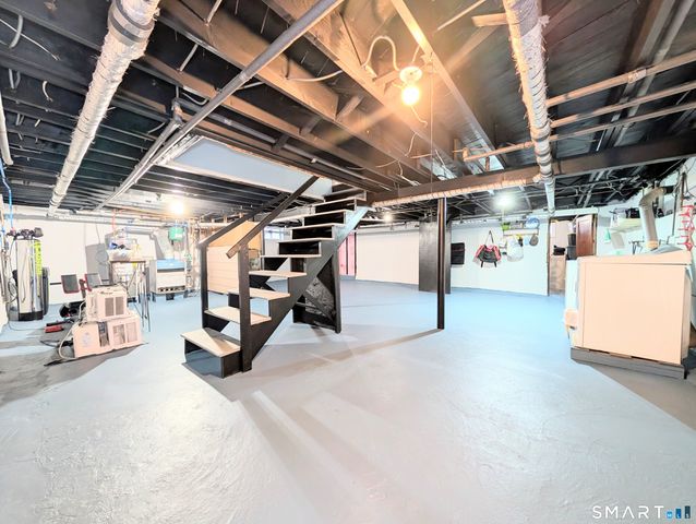 170 Edgewood Street, Stratford, CT 06615