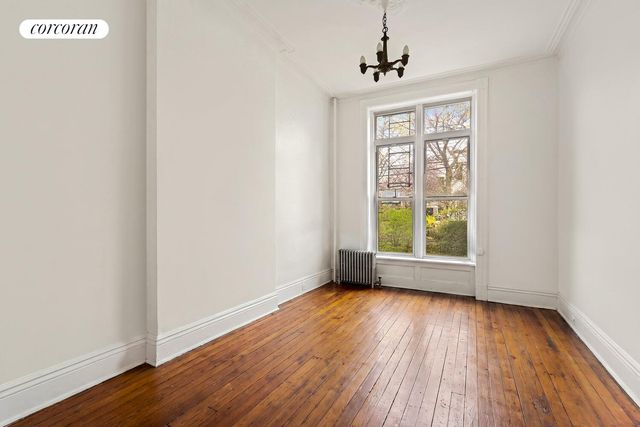 323 15TH Street, New York City, NY 11215
