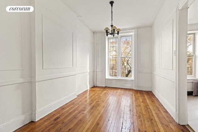 323 15TH Street, New York City, NY 11215
