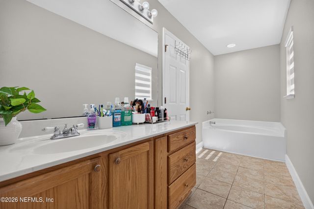 3447 CAROLINE RIDGE Lane E, Jacksonville, FL 32225
