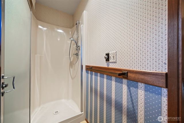 413 Viewcrest Road, Bellingham, WA 98229