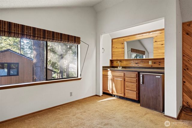 413 Viewcrest Road, Bellingham, WA 98229