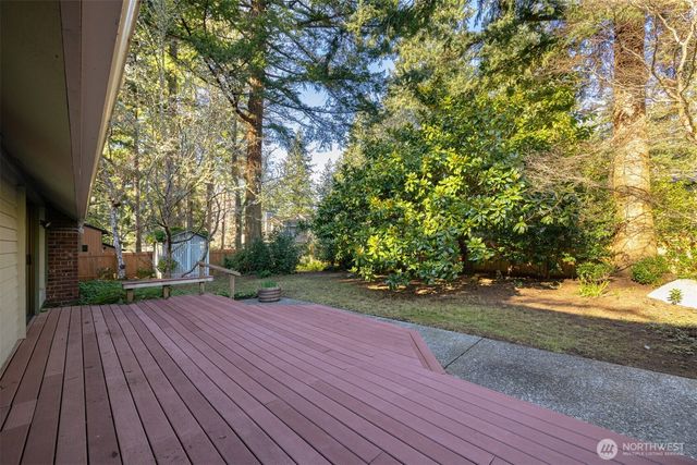 413 Viewcrest Road, Bellingham, WA 98229