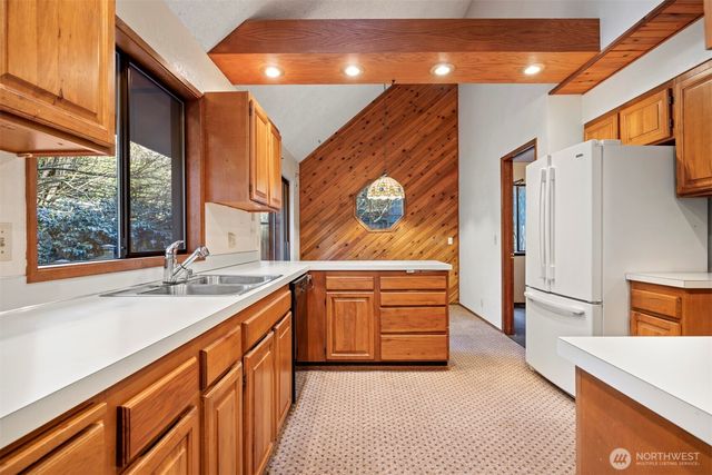 413 Viewcrest Road, Bellingham, WA 98229