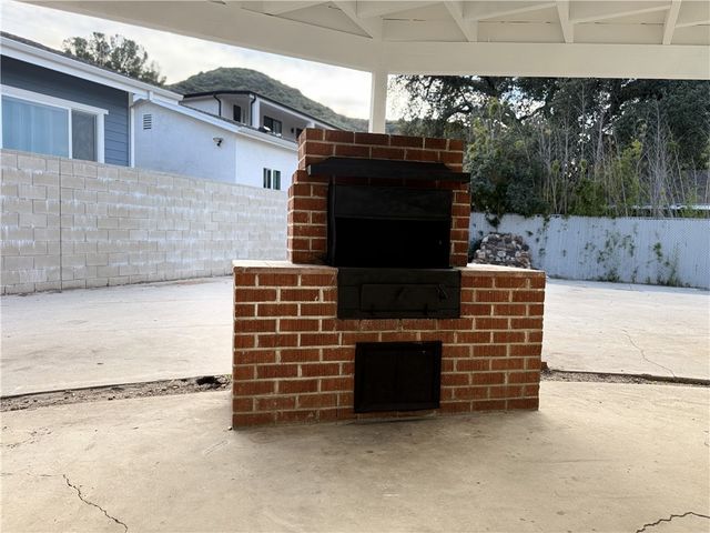 10143 Oro Vista Ave., Sunland, CA 91040