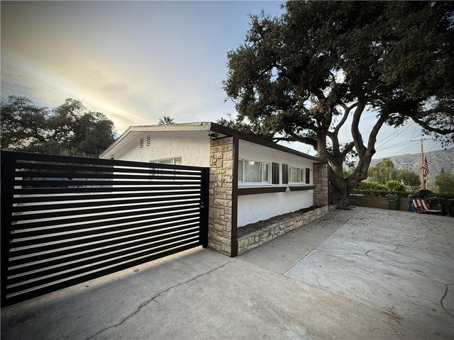 10143 Oro Vista Ave., Sunland, CA 91040