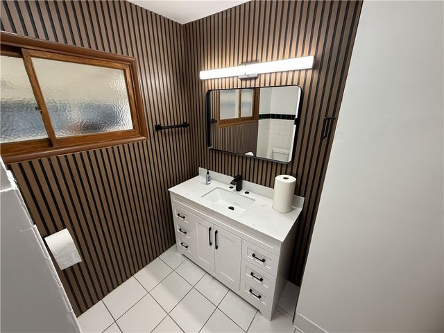 10143 Oro Vista Ave., Sunland, CA 91040