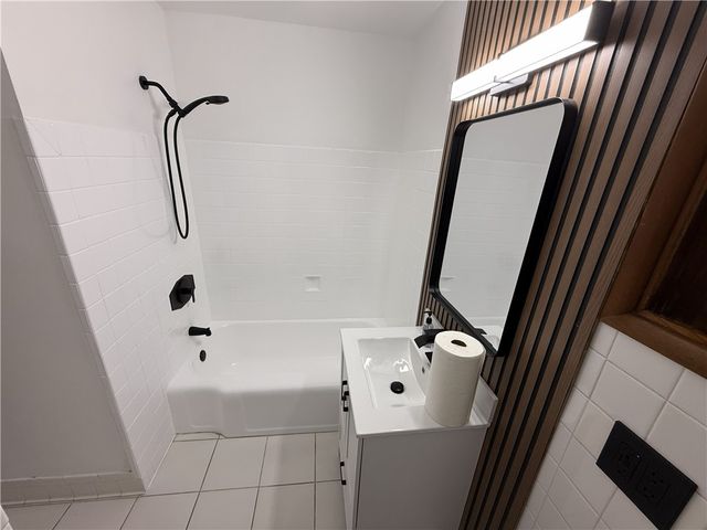 10143 Oro Vista Ave., Sunland, CA 91040