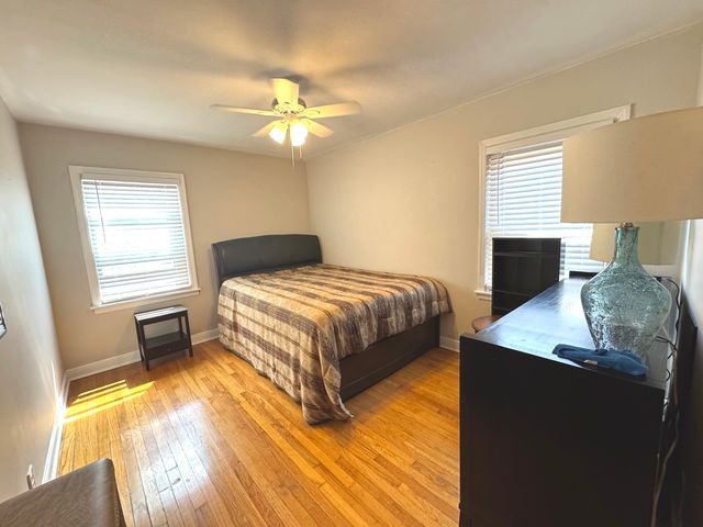 11455 S Fairfield Avenue, Chicago, IL 60655