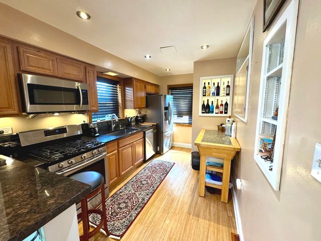 11455 S Fairfield Avenue, Chicago, IL 60655