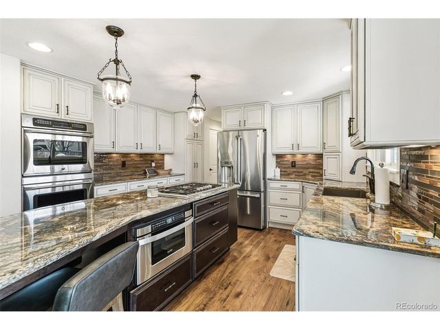 10886 W 31st Pl, Lakewood, CO 80215