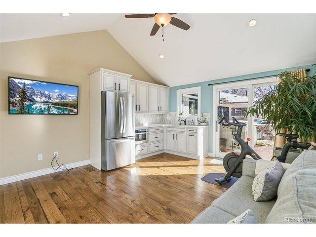 10886 W 31st Pl, Lakewood, CO 80215