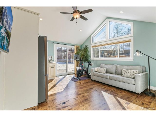 10886 W 31st Pl, Lakewood, CO 80215