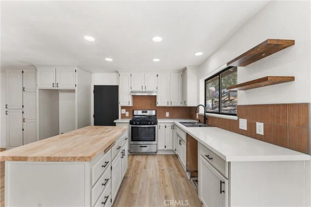 22381 William Tell Trail, Tehachapi, CA 93561