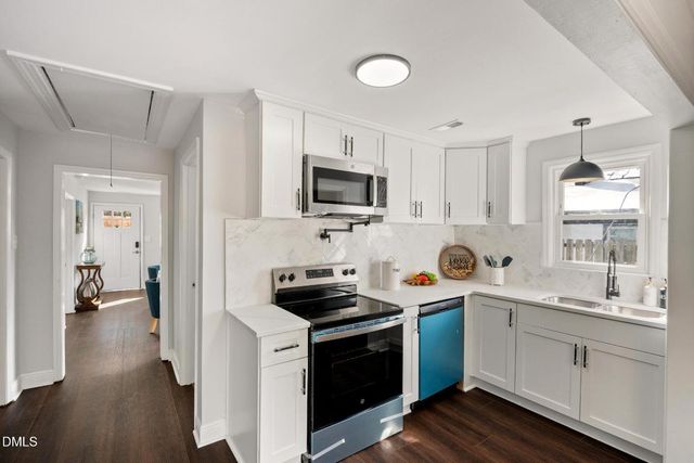 2705 Broad Street, Durham, NC 27704