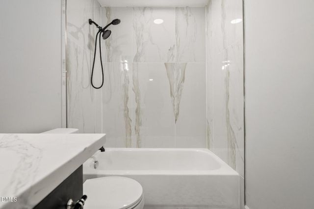 2705 Broad Street, Durham, NC 27704