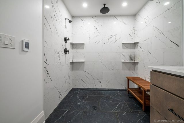 78 Blue Hills Road, North Haven, CT 06473