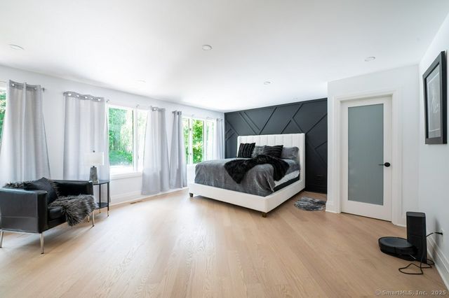 78 Blue Hills Road, North Haven, CT 06473