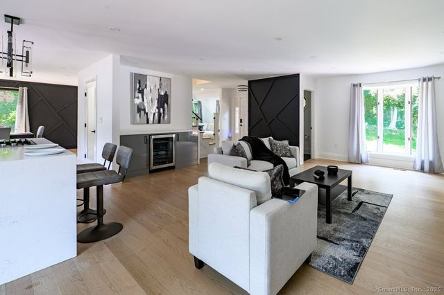 78 Blue Hills Road, North Haven, CT 06473