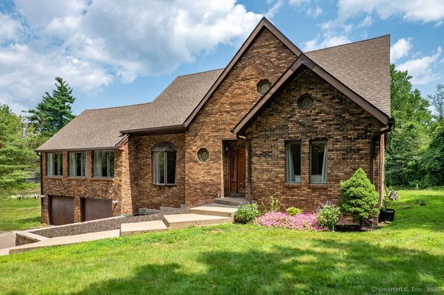 78 Blue Hills Road, North Haven, CT 06473