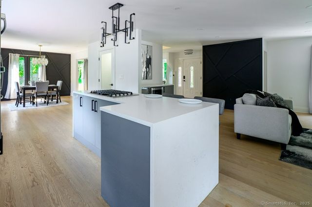 78 Blue Hills Road, North Haven, CT 06473