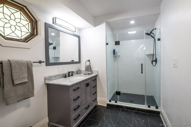 78 Blue Hills Road, North Haven, CT 06473