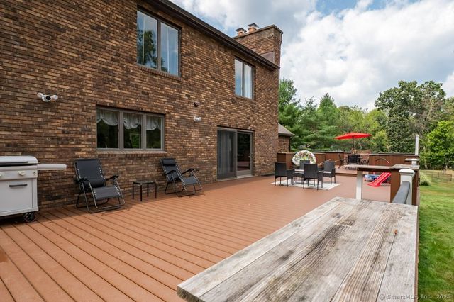 78 Blue Hills Road, North Haven, CT 06473